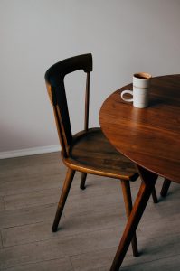 wooden, chair, table-2571831.jpg